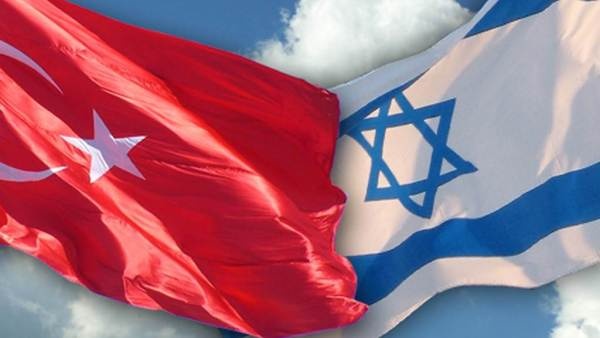 تل أبيب تقلص بعثتها الدبلوماسية لتركيا بعد تظاهرات حاشدة